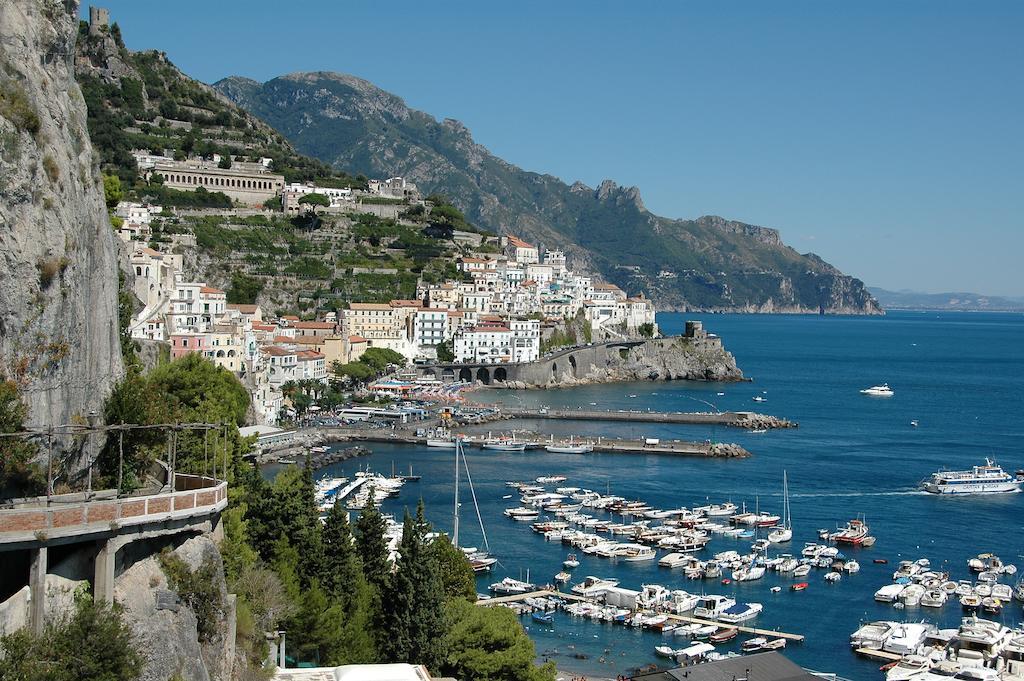 Amalfi Andrea'S House Hotel Exterior photo